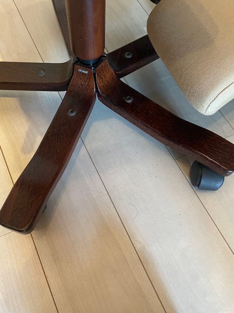 希少品　美品　stokke VARIER バリエールウイング　腰痛対策　姿勢矯正