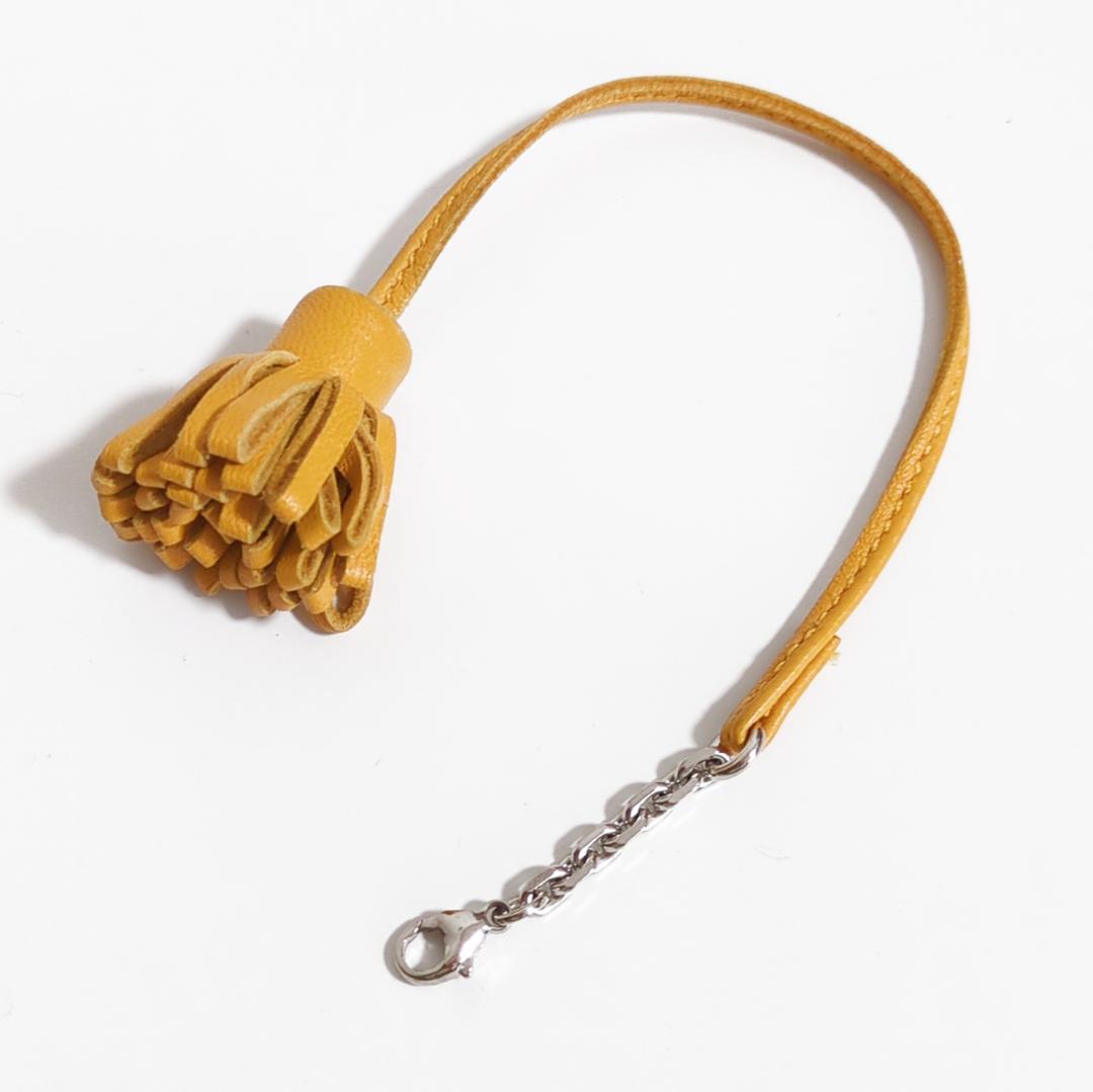 エルメス カルメンチータ グランポンポン20 ブックマーク しおり チャーム