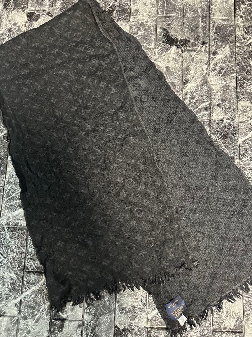 ルイヴィトンモノグラム マフラー