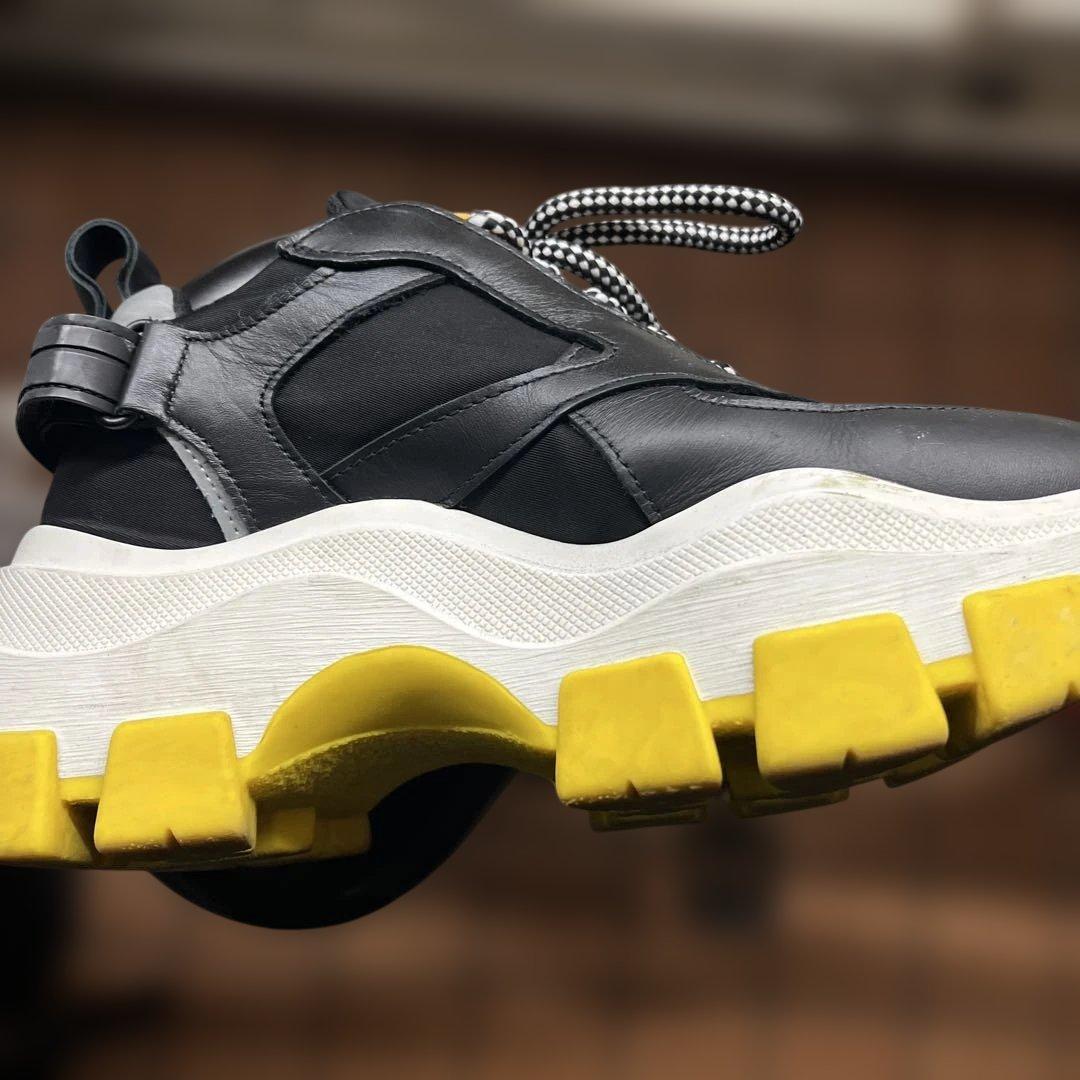 PRADA ブラック 厚底スニーカー