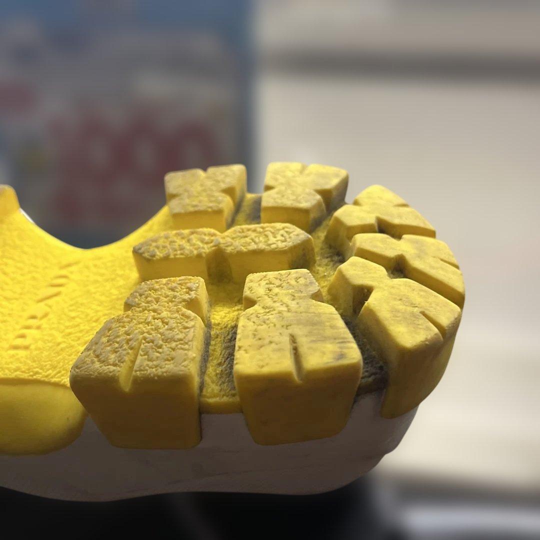 PRADA ブラック 厚底スニーカー