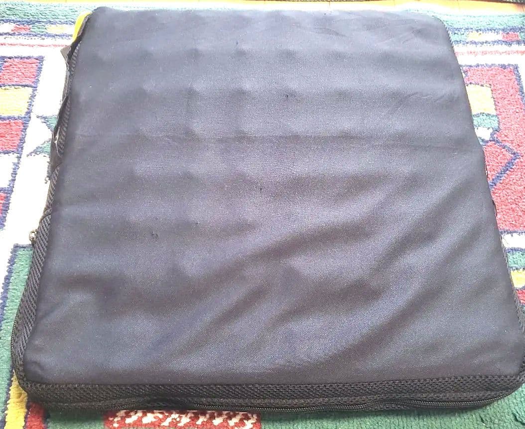 タイムセール車椅子用クッション 　ロホクッション　ロホ　クッション　ロータイプ