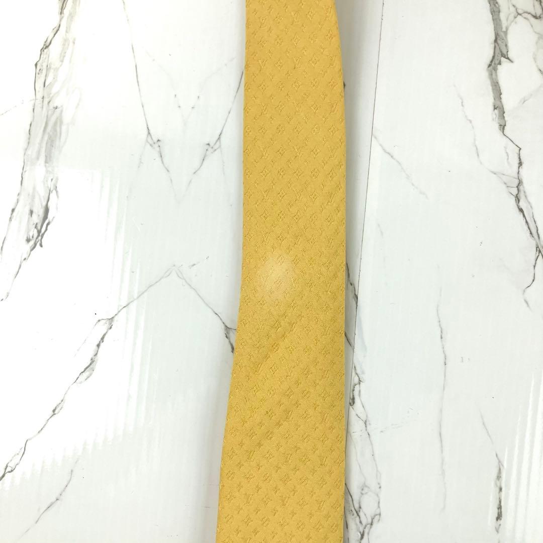 現行モデル　ルイヴィトン　ネクタイ　モノグラム　ソリッド　ジャガード　イエロー