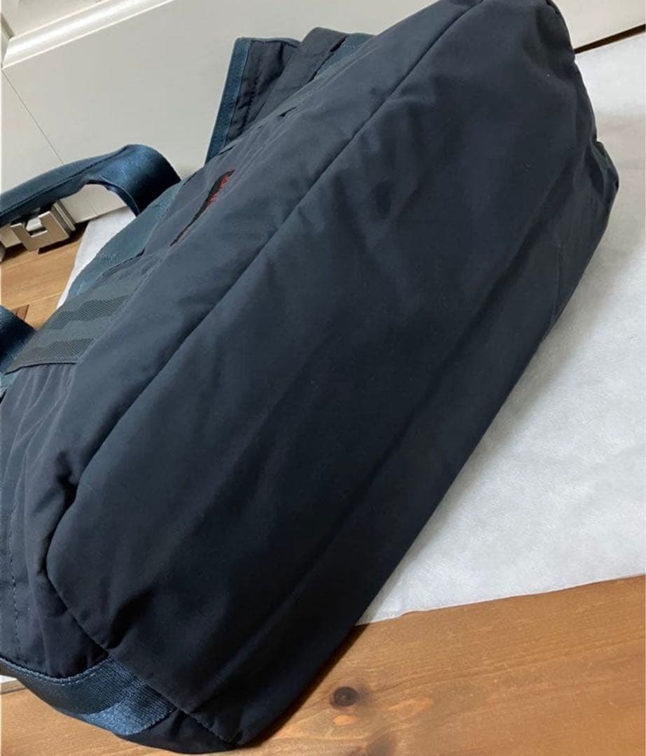 ブリーフィング ディスクリート トート M MW ジーニー ネイビー