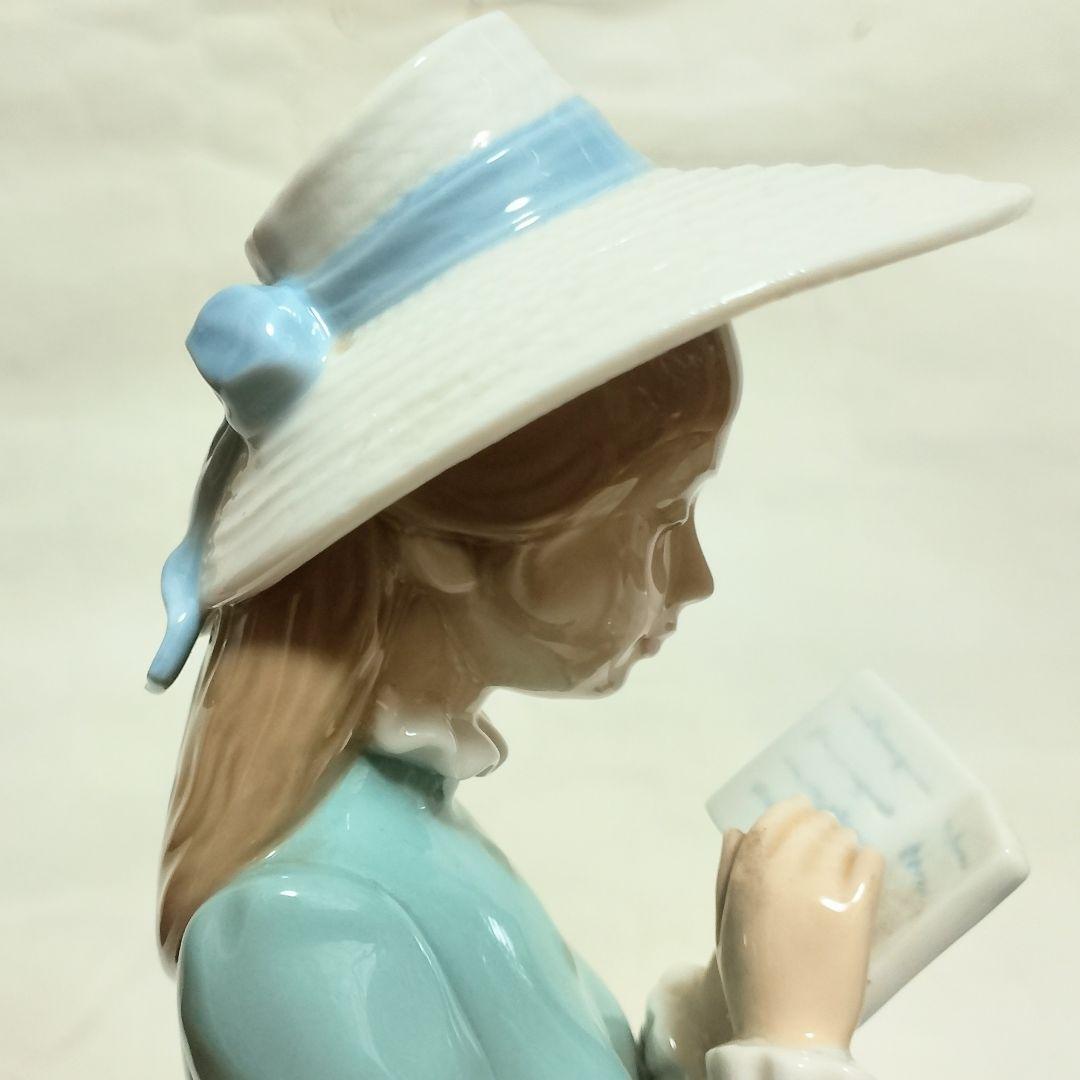 美品　LLADRO　「読書する貴婦人」