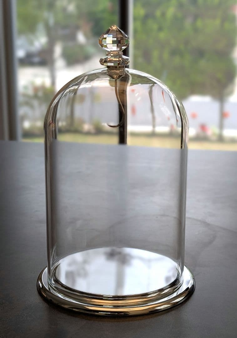 スワロフスキー　ガラス製ドーム型ディスプレイ　ベルジャー　Swarovski