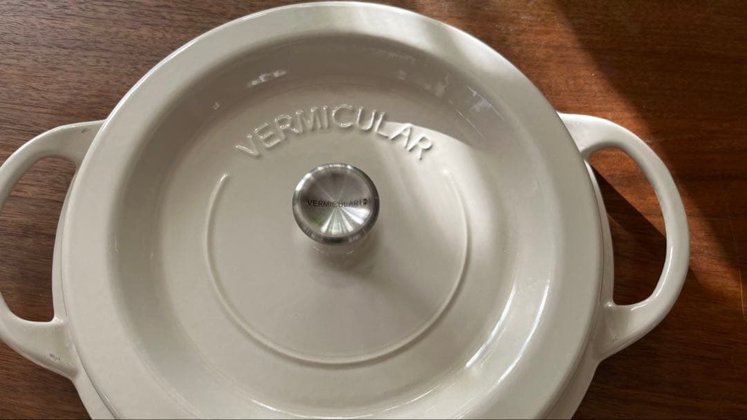 ★☆美品　バーミキュラのお鍋26センチ☆★