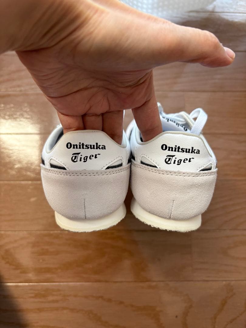 Onitsuka Tiger SERRANOセラーノ ホワイトブラック23.5
