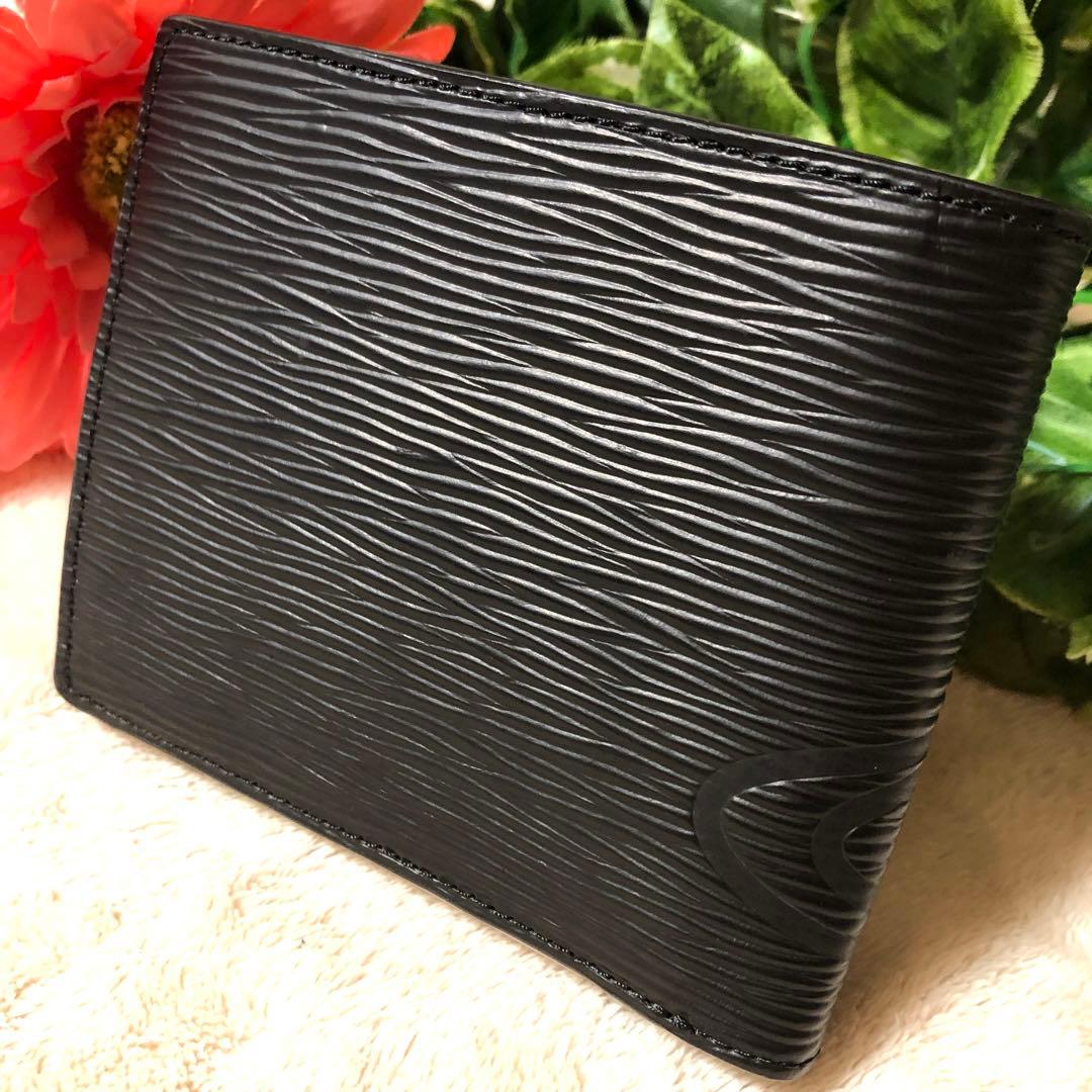 t.11010347.s　未使用　ヴィヴィアンウエストウッド　フロウ折財布