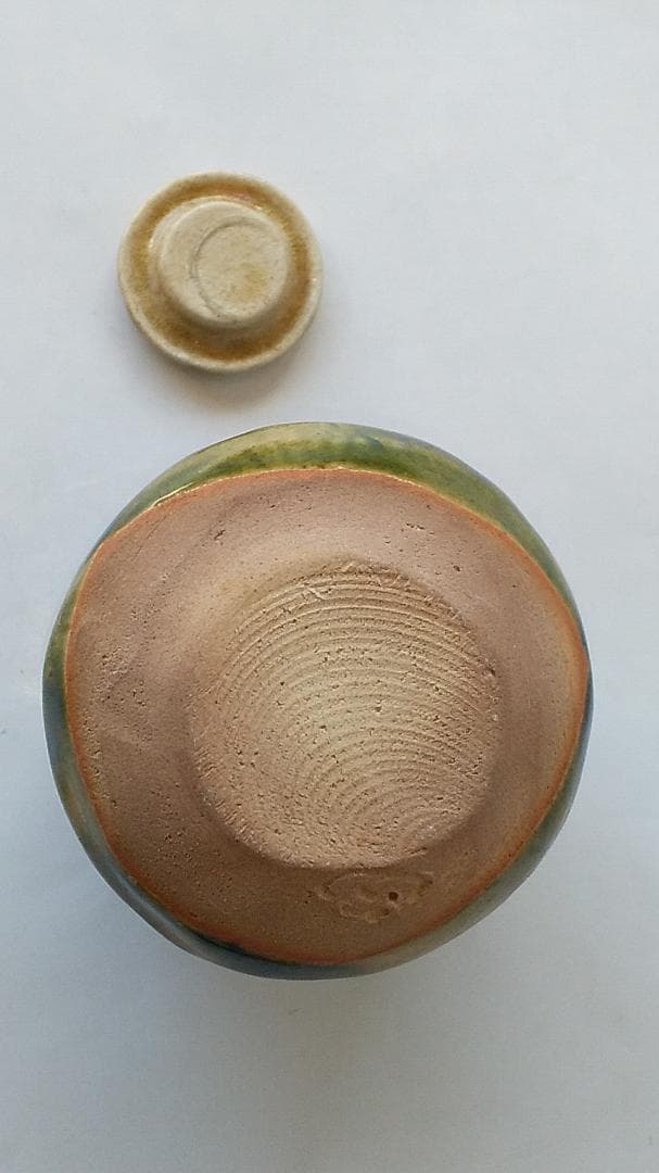 古瀬戸 緑釉 茶入 加藤作助 作 仕覆 笹蔓緞子 共箱 茶入 茶道具 美品 です