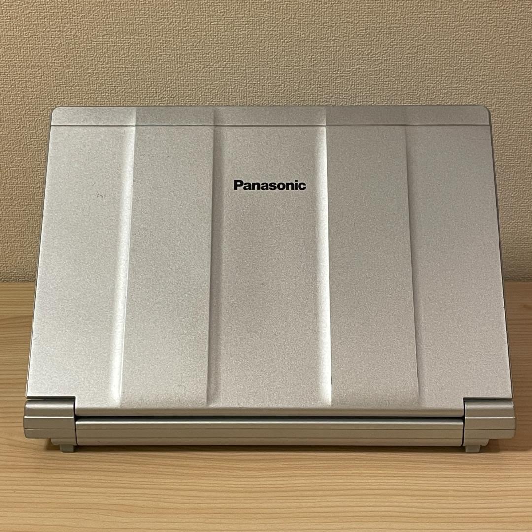 美品✨すぐ使える 軽量 小型ノートパソコン Windows11 SSD DVD