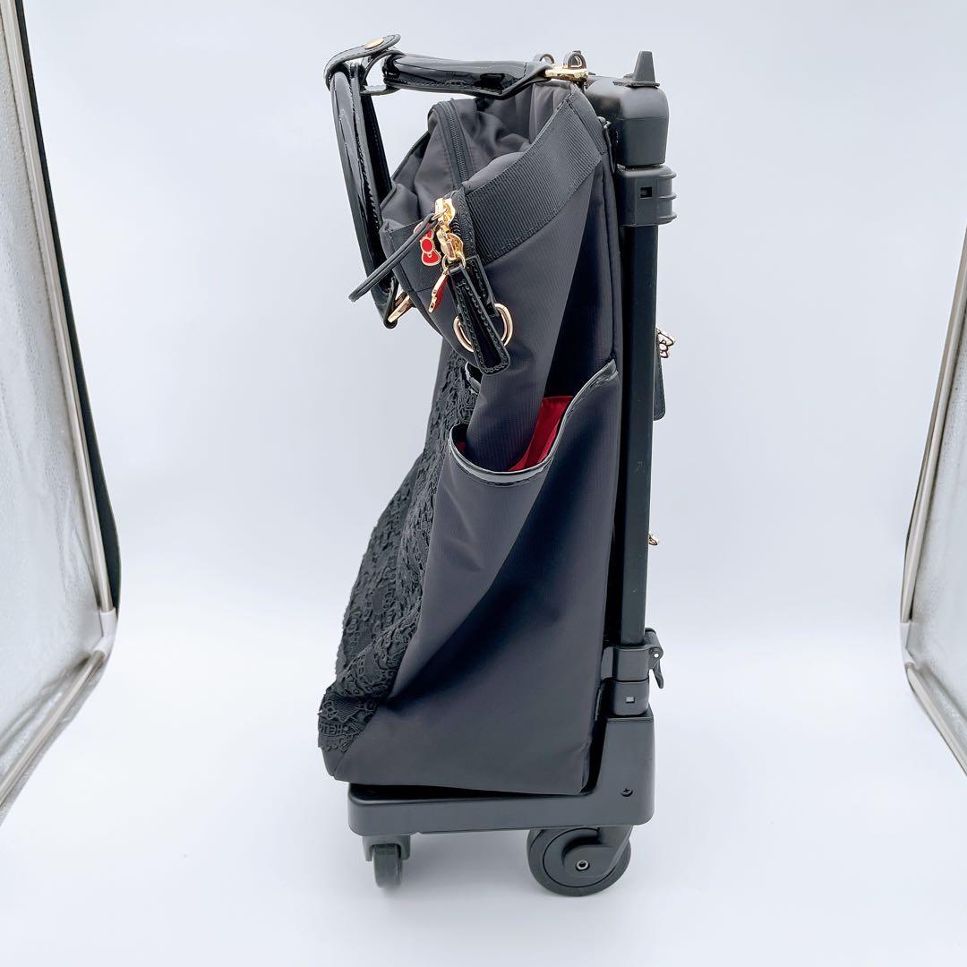 SWANY スワニー　ハローキティ　キャリーバック