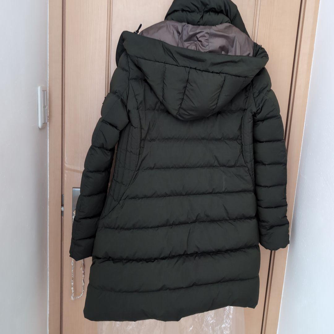 美品　タトラス　TATRAS　ダウン　カーキ