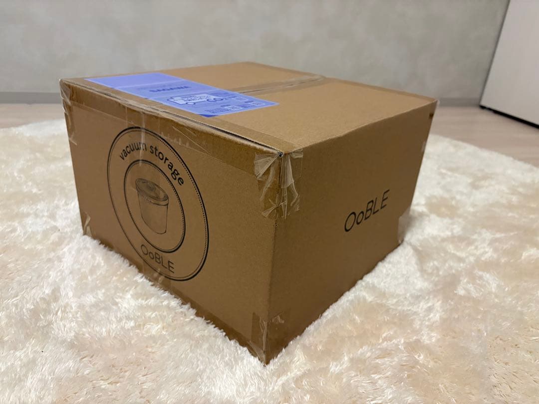 OoBLE mini ホワイト 真空保存米びつ 6.5L