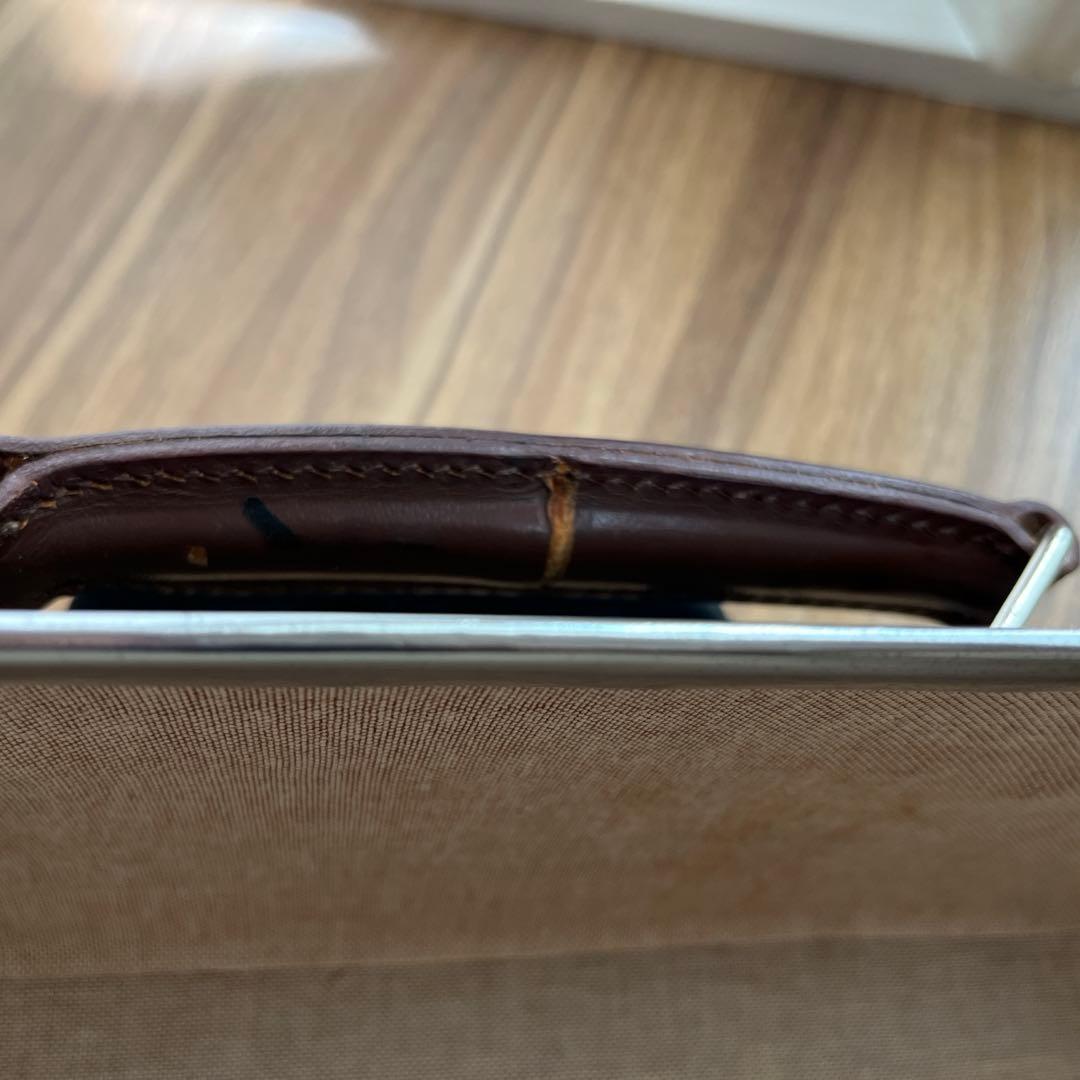 グローブトロッター　スーツケース