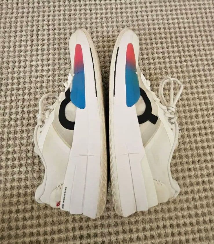 On テニスシューズ　THE ROGER Pro 2 27㎝