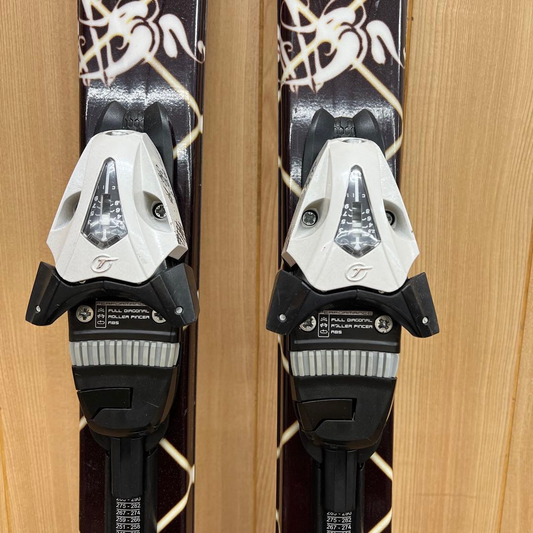 Head 初級スキー板 ブラック/ホワイト　149センチ