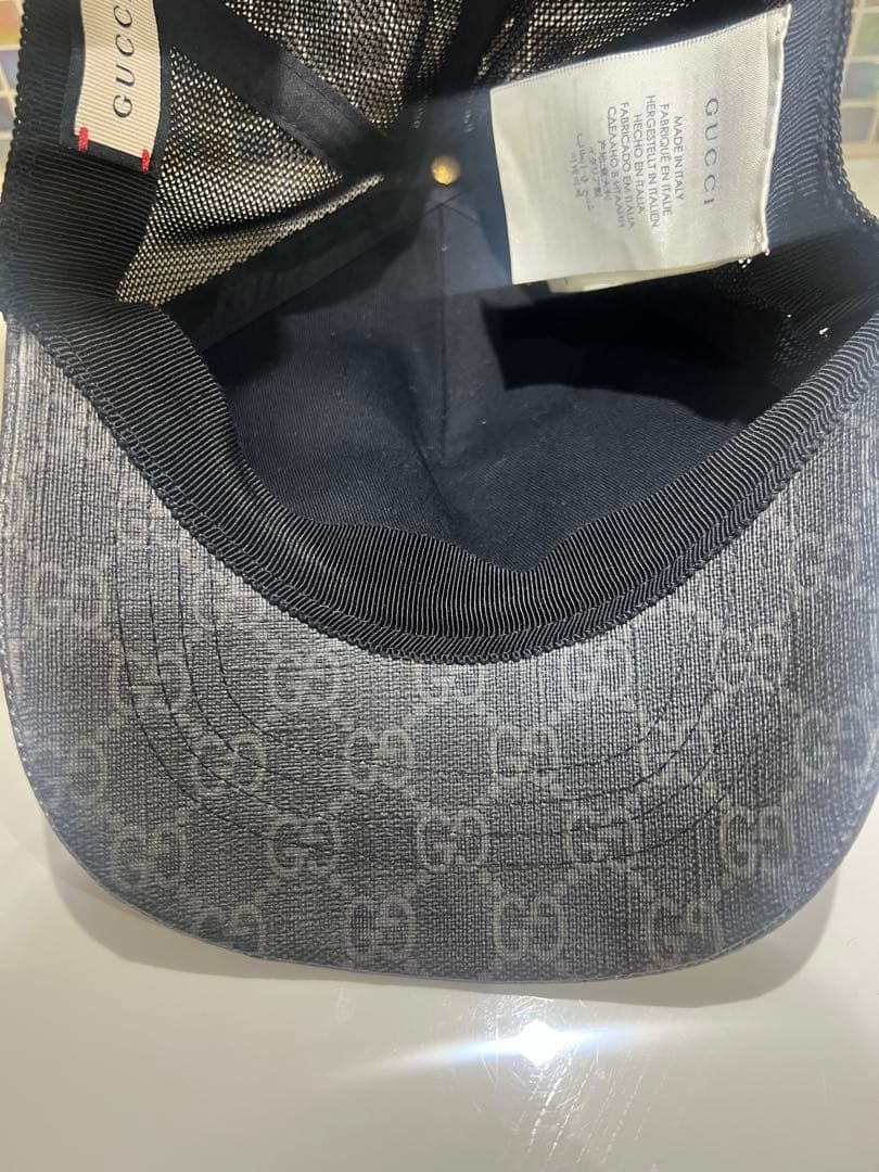 Gucci グッチ　スネーク柄 キャップ　帽子