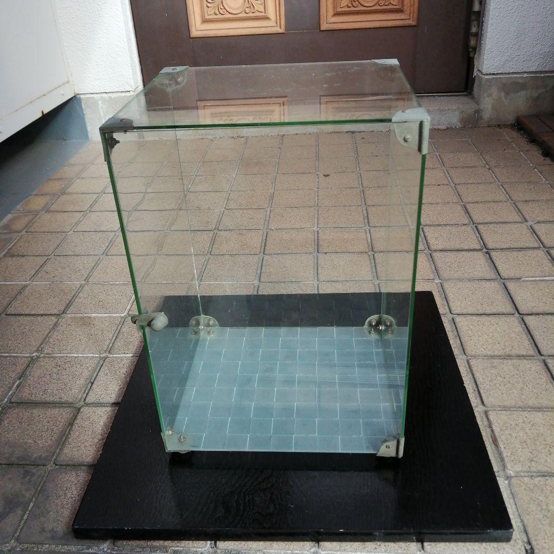 ガラスショーケース　25.5cm