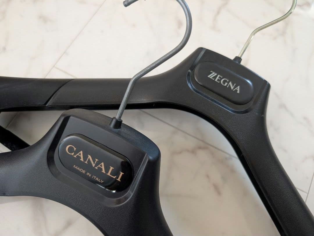 【非売品/セール】ゼニア＆カナーリ ロゴ入りハンガー ６本＆ガーメントバッグ