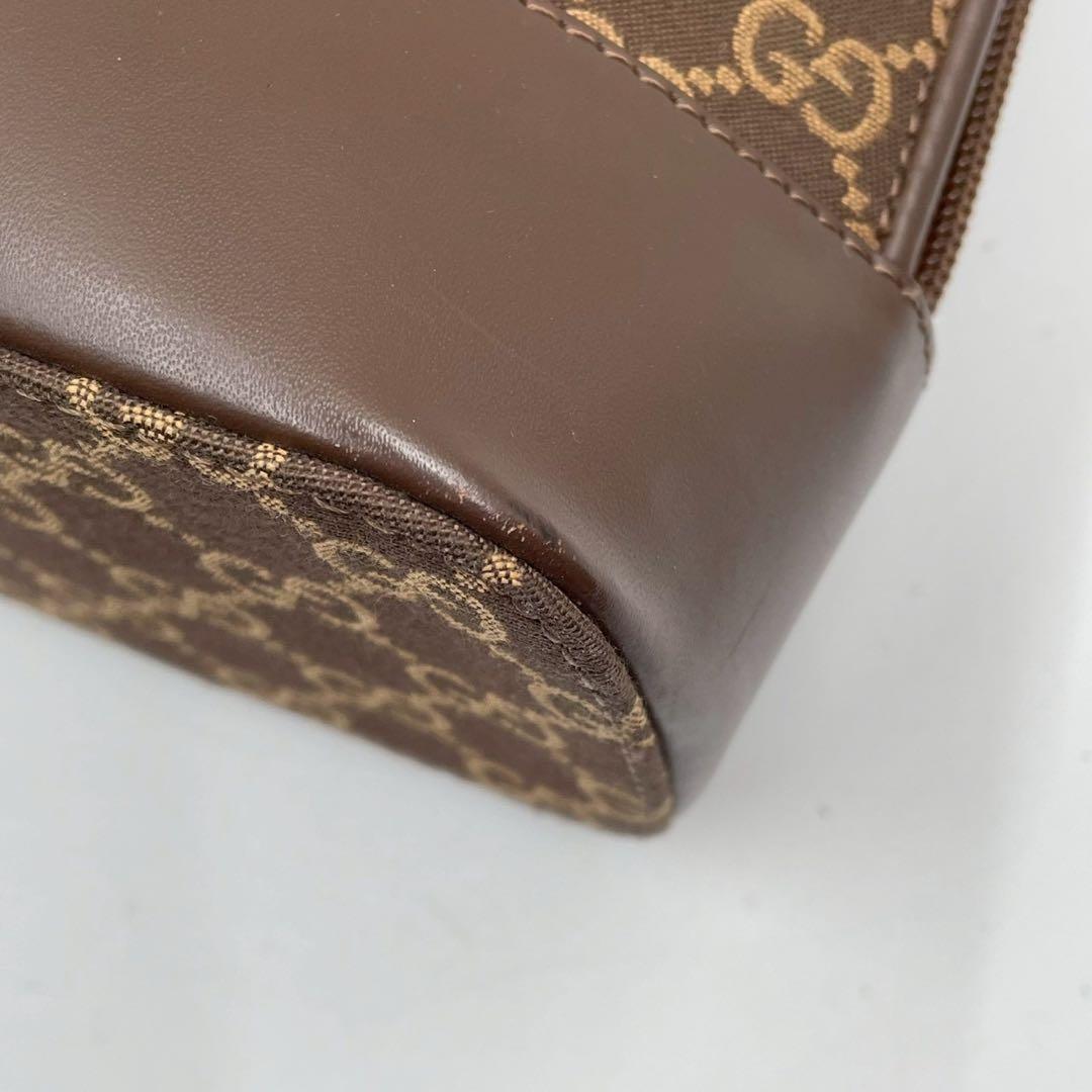 美品　グッチ　GGキャンバス　トートバッグ　A4対応　定番　総柄　ブラウン