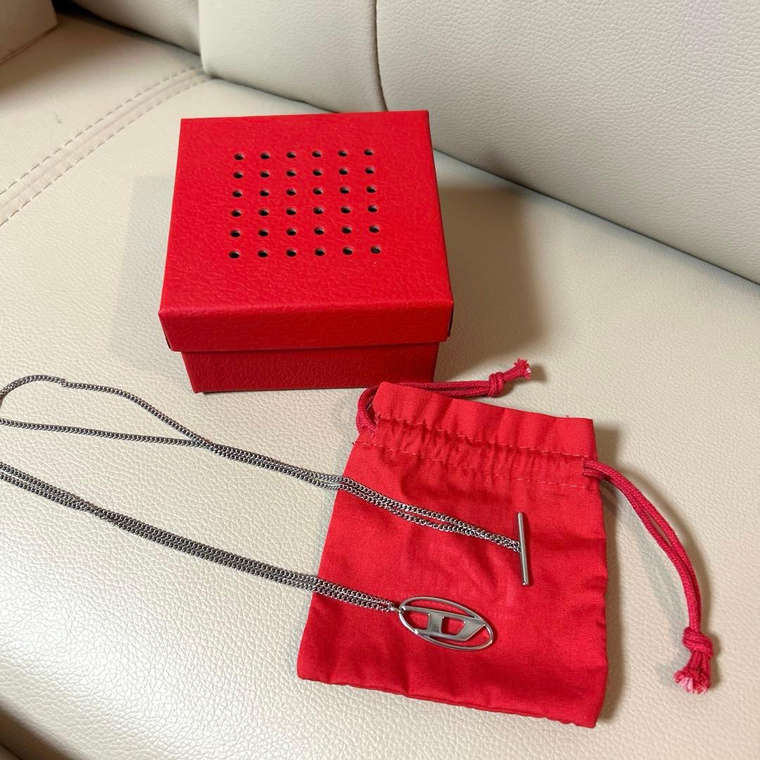 DIESEL ディーゼル　ステンレススチールチェーンネックレス　D