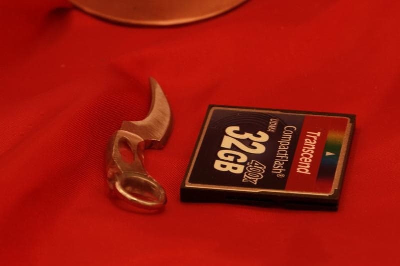 ショーテルナイフ型「多機能の美 - コバルトの煌めき」