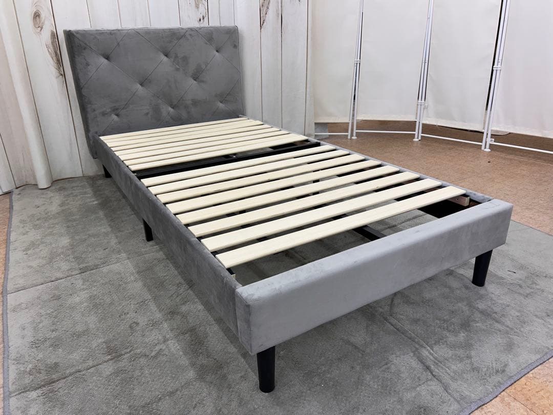 シングルベッドフレーム（グレー）