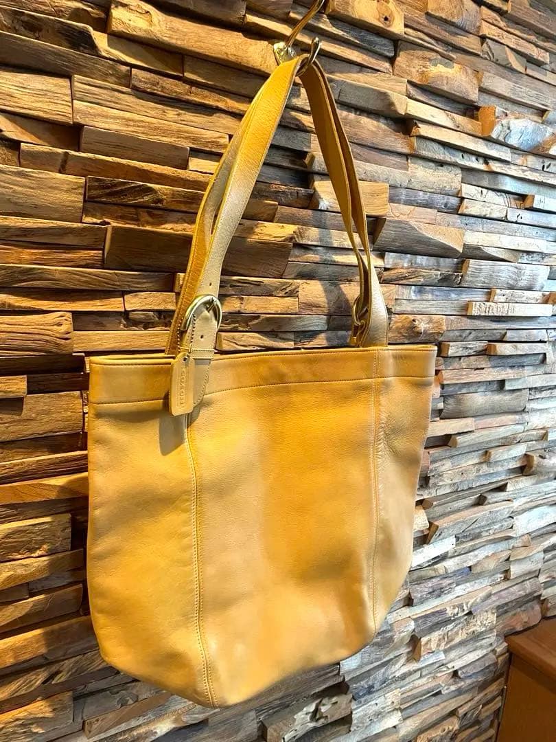 オールドコーチ　イエロー　レザー トートバッグ