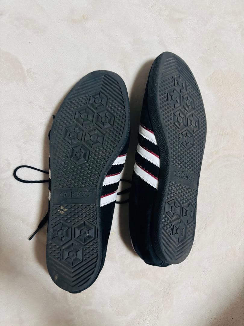 adidas London '96 黒 スニーカー