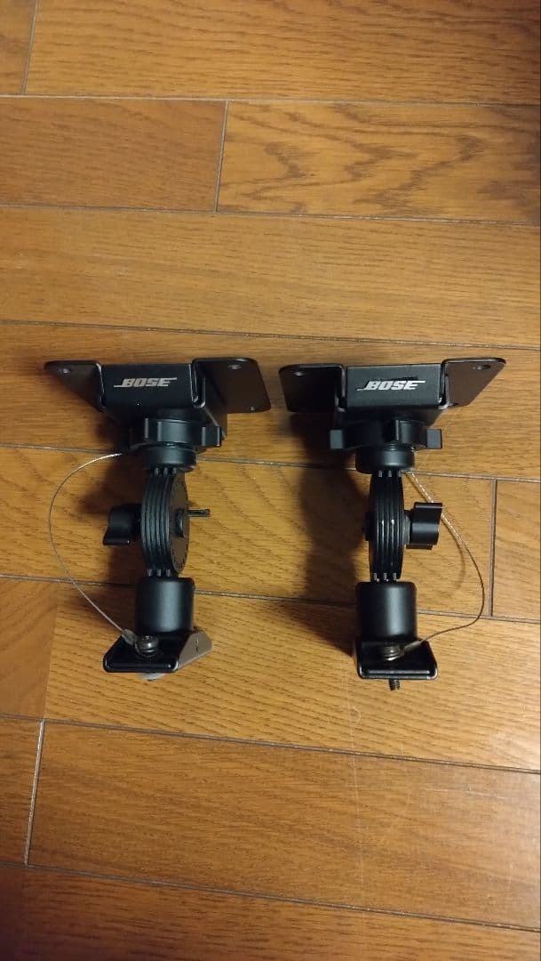 BOSE 100J スピーカー　木目調　ブラケットつき