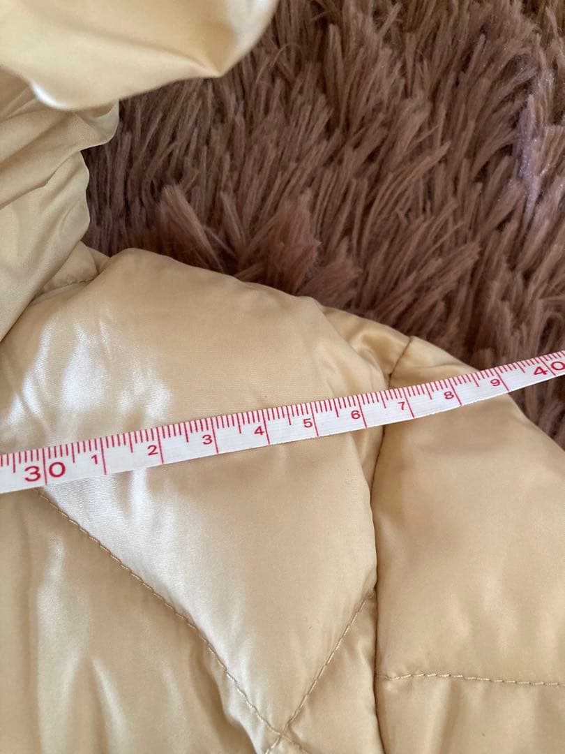 MONCLER ベージュ キルティングダウンコート