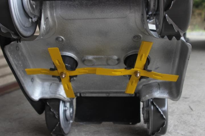 草刈機　オーレック　スパイダーモアー　SP851AF　4WD　斜面刈　爪新品