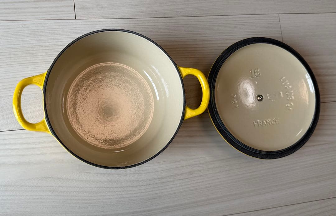 【美品】ルクルーゼ ココットロンド 16 鋳鉄 両手鍋