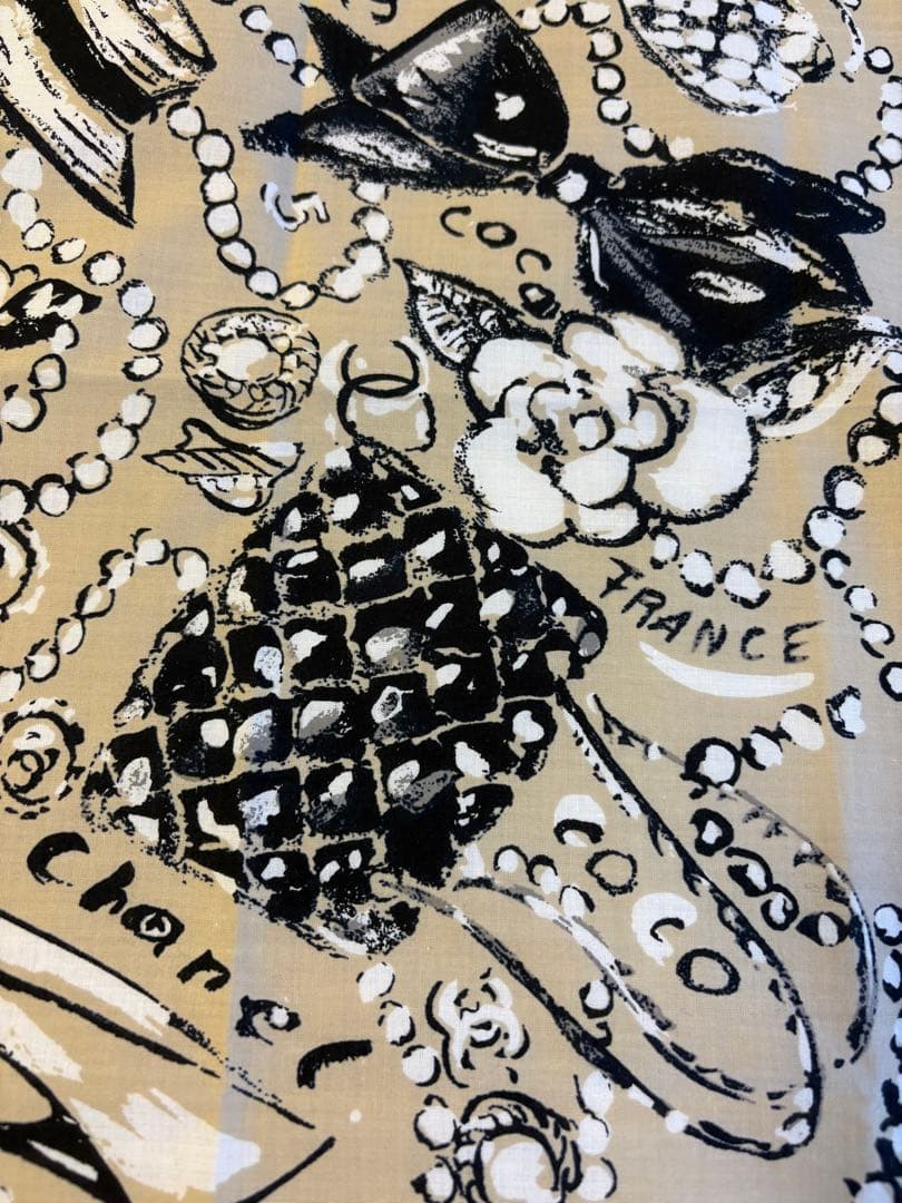 【美品】CHANEL ハンカチ　バンダナ　スカーフ