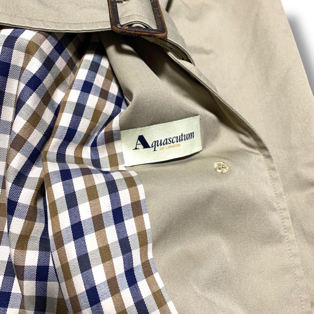 アクアスキュータム　英国製　チェック　ステンカラーコート ベージュ　比翼　XL