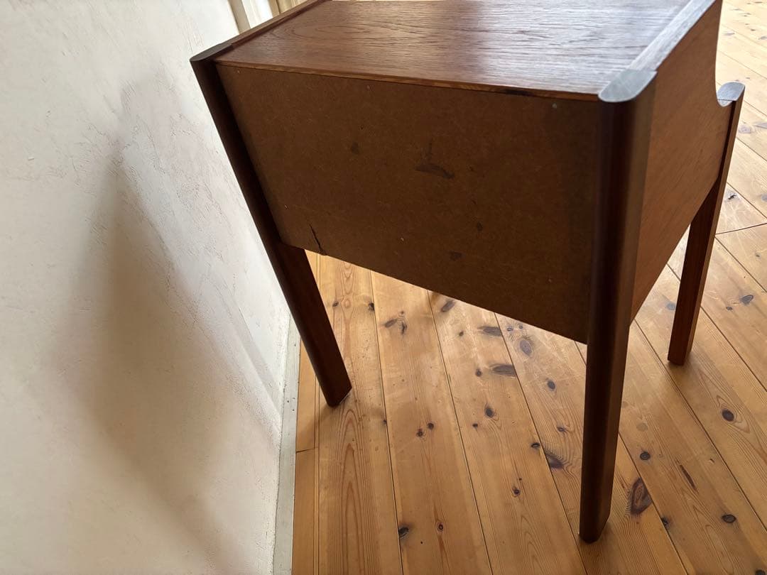 北欧ヴィンテージ　デンマーク　チーク　キャビネット