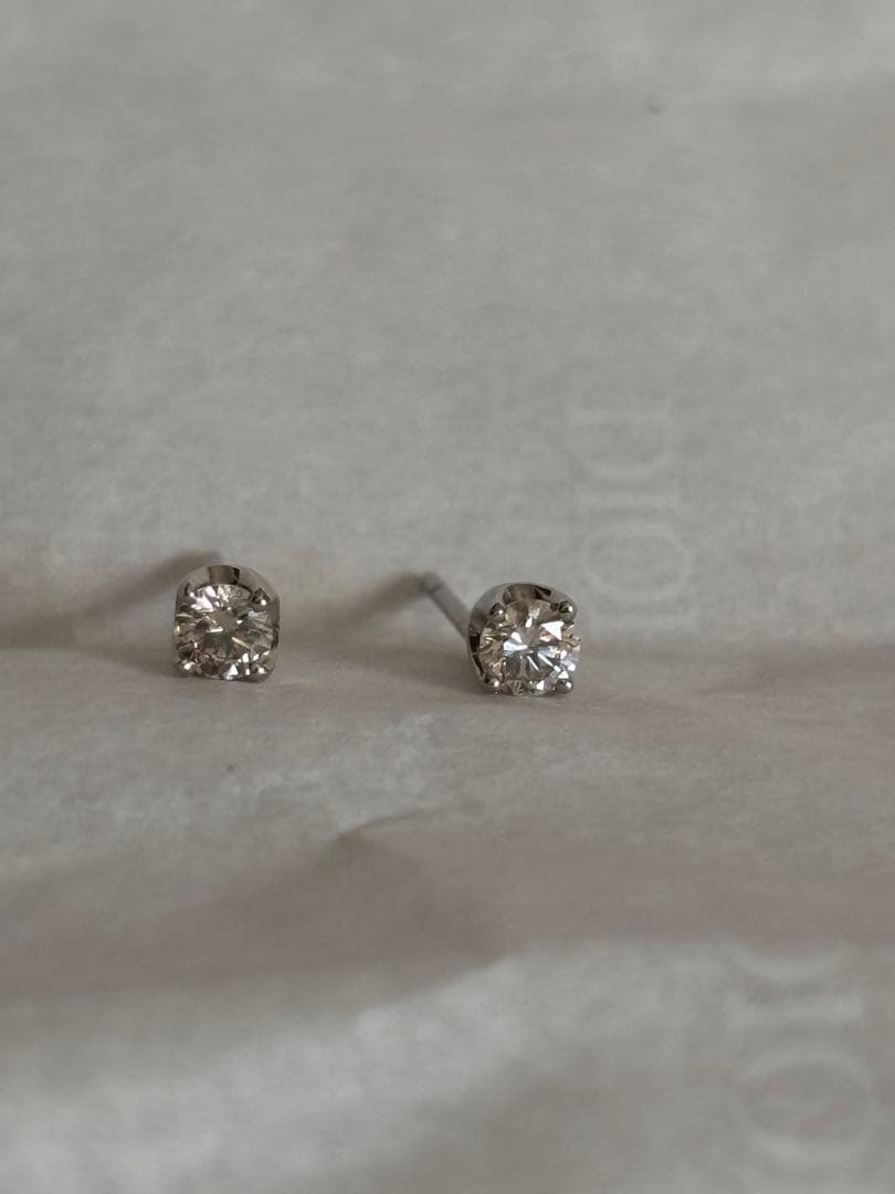 ダイヤモンドピアス 計0.2カラット プラチナ900