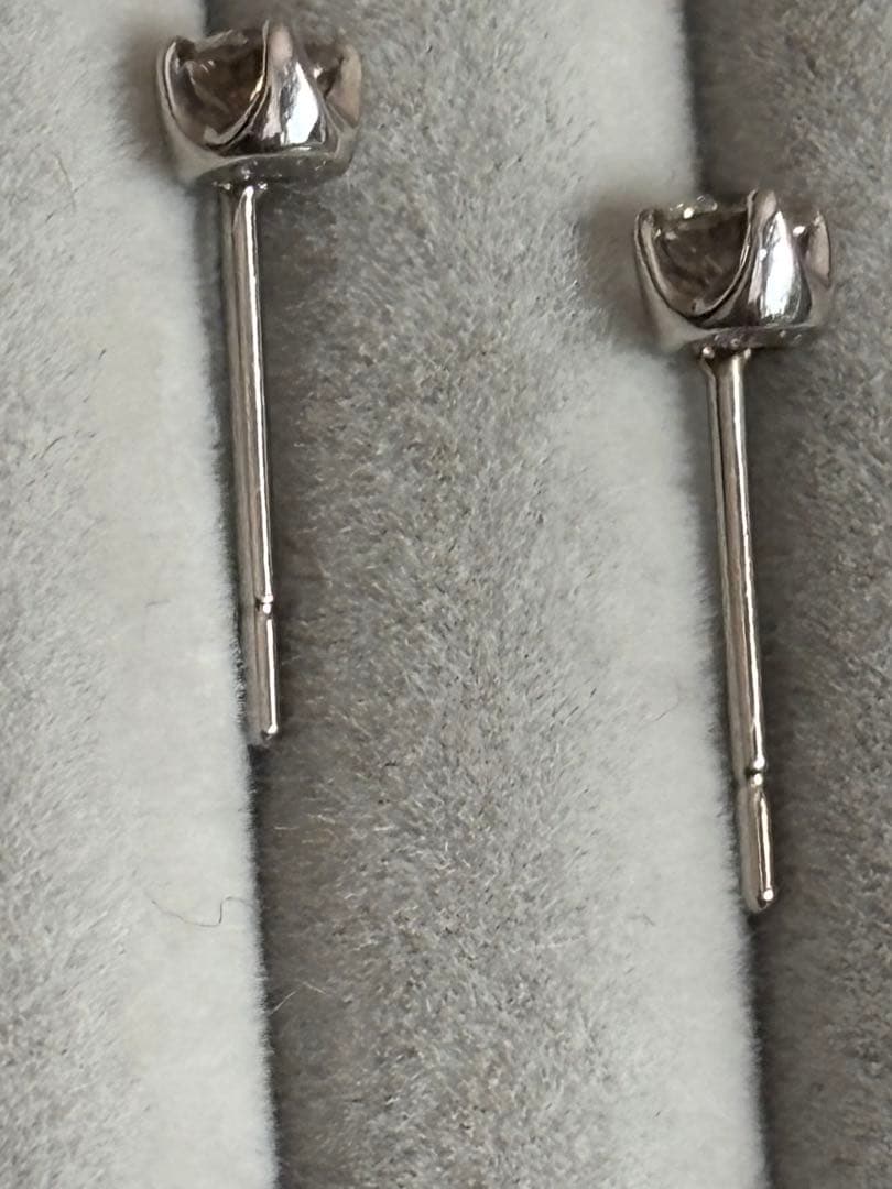 ダイヤモンドピアス 計0.2カラット プラチナ900