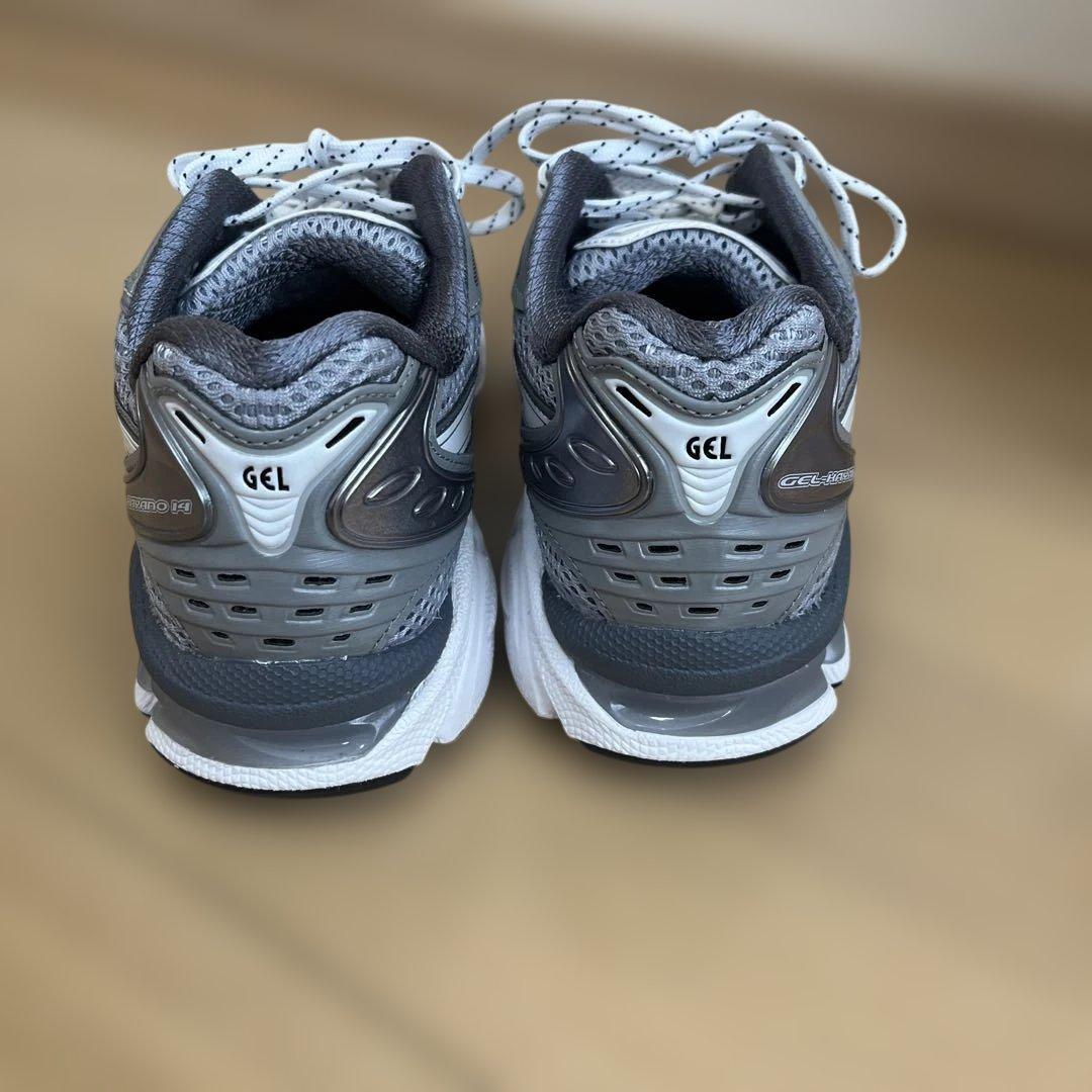 UNITED ARROWS別注 asics GELKAYANO 14スニーカー