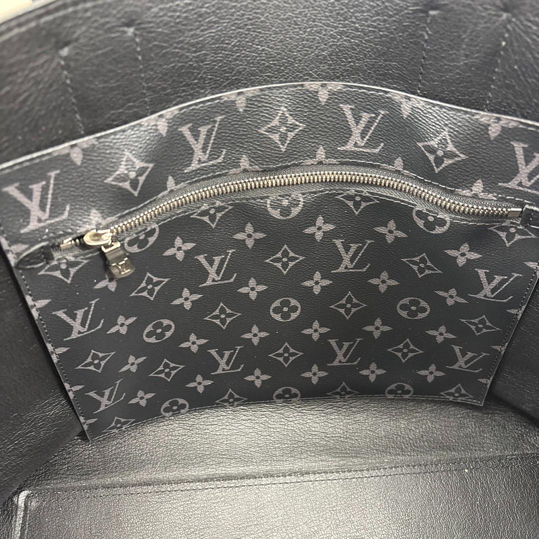 未使用 ルイヴィトン M52817 トリヨン カバ・ヴォワヤージュ トートバッグ