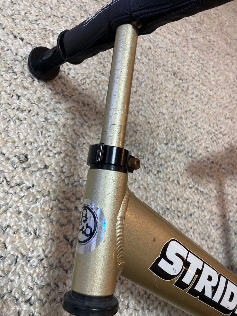 STRIDER バランスバイク ゴールド