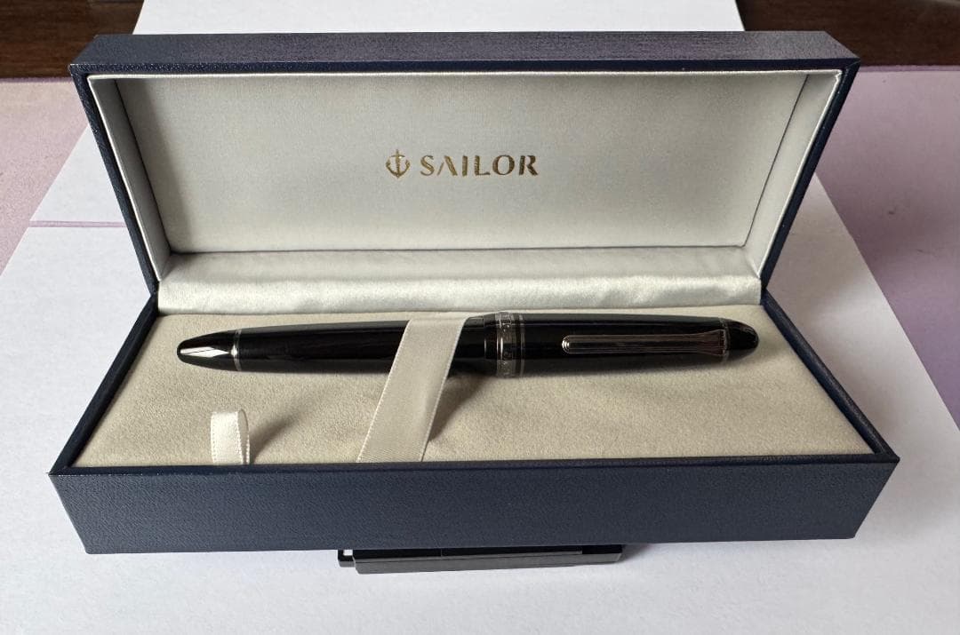 セーラー万年筆 プロフィット ブラックラスター 中字（M)