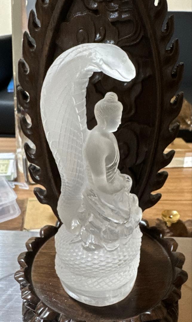 極上品　観音水晶　置物　約12cm