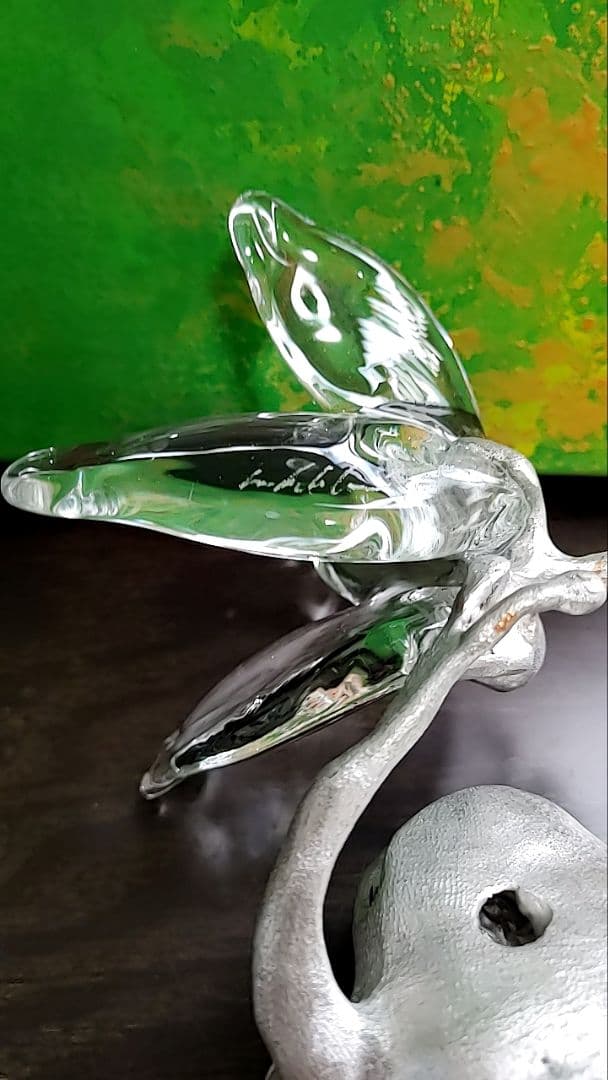 細見 博子 コンテンポラリーアート　蝶々をつかもうとする 蛙