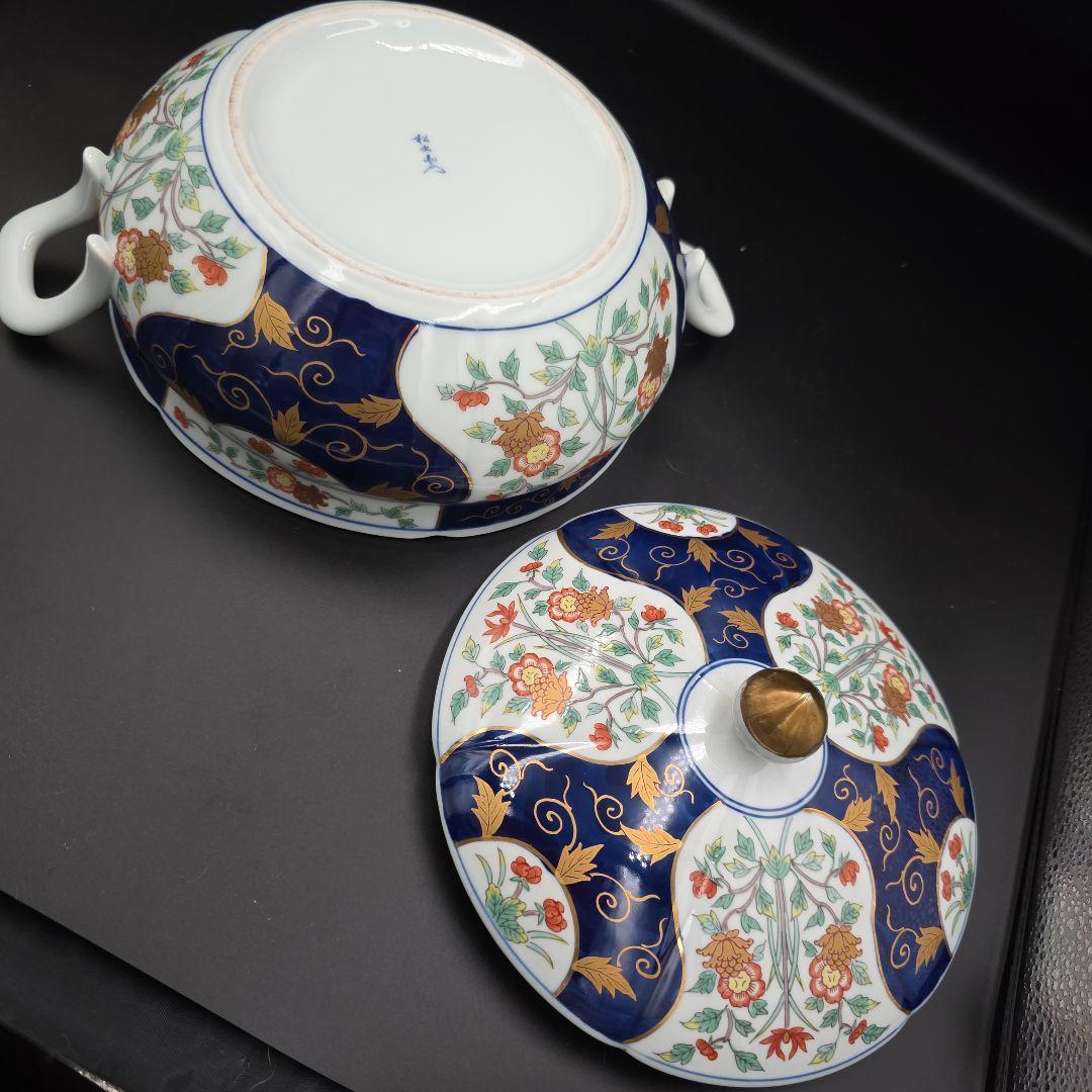 有田焼キャセロール　蓋つき煮物　蒸し物　スープ　青と白の花柄 陶器製　６点、