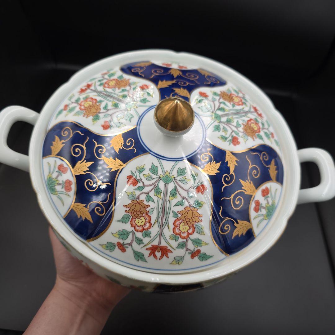 有田焼キャセロール　蓋つき煮物　蒸し物　スープ　青と白の花柄 陶器製　６点、
