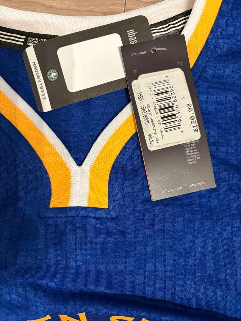 ケビンデュラント　ユニフォーム　Sサイズ　新品未使用　タグ付き