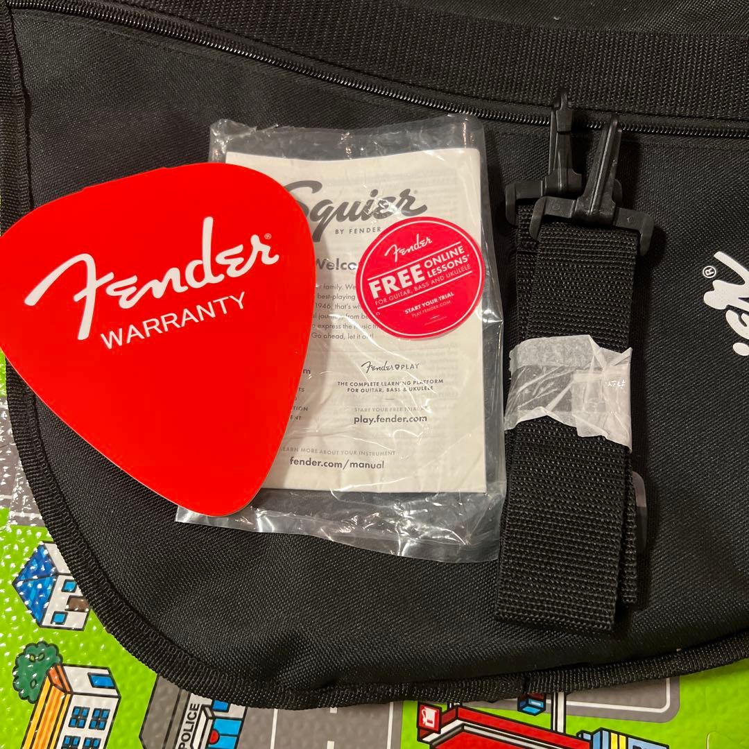 Squier スクワイア エレキギター ストラトキャスター ブラック