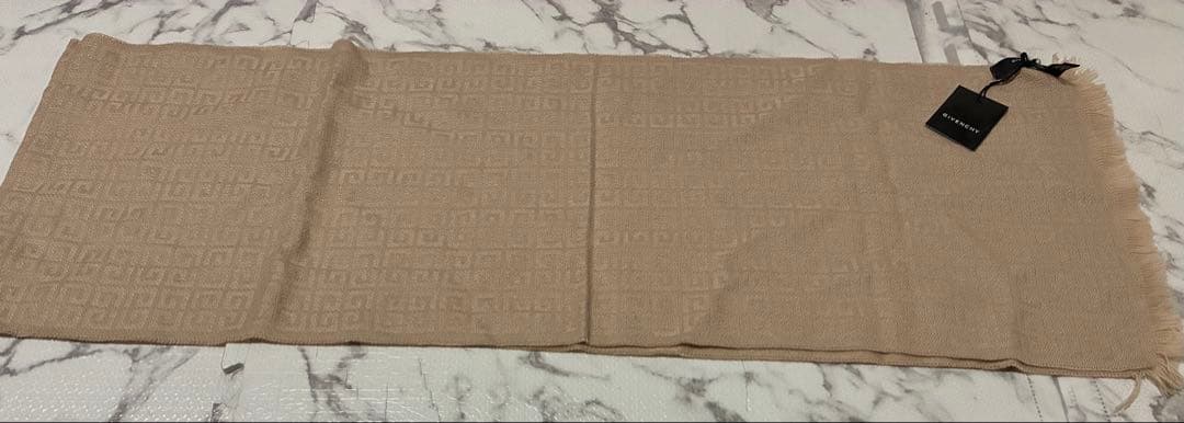 ★GIVENCHY ベージュ マフラー